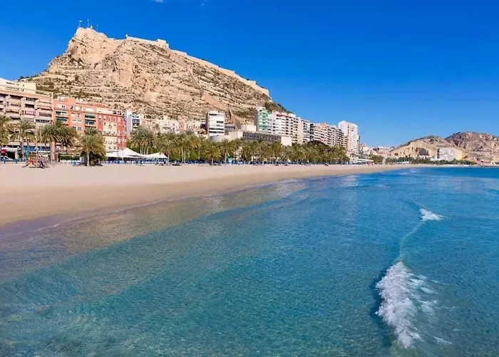 Alicante Beach Home شقة لقنت