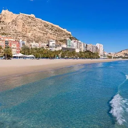 Alicante Beach Home Апартаменты Аликанте